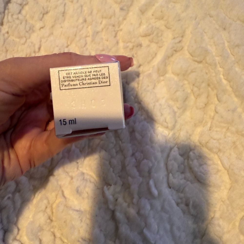Dior Capture Totale Hyalushot Wrinkle Correcter New - Picture 5 of 7
